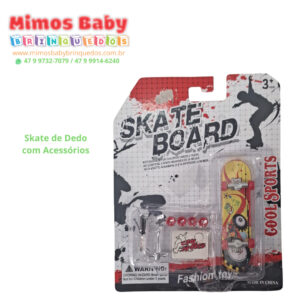 Skate de Dedo  com Acessórios