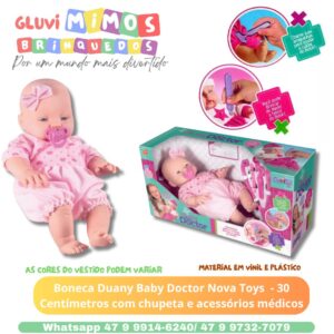 Boneca Duany Baby Doctor Nova Toys  - 30 Centímetros com chupeta e acessórios médicos