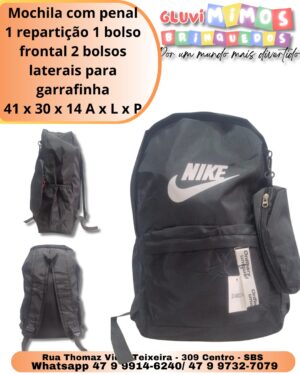 Mochila com penal 1 repartição 1 bolso frontal 2 bolsos laterais para garrafinha 41 x 30 x 14 A x L x P