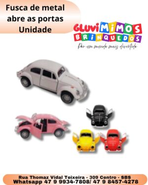 Fusca de metal abre as portas 12 cm x  4,5 cm/Unidade